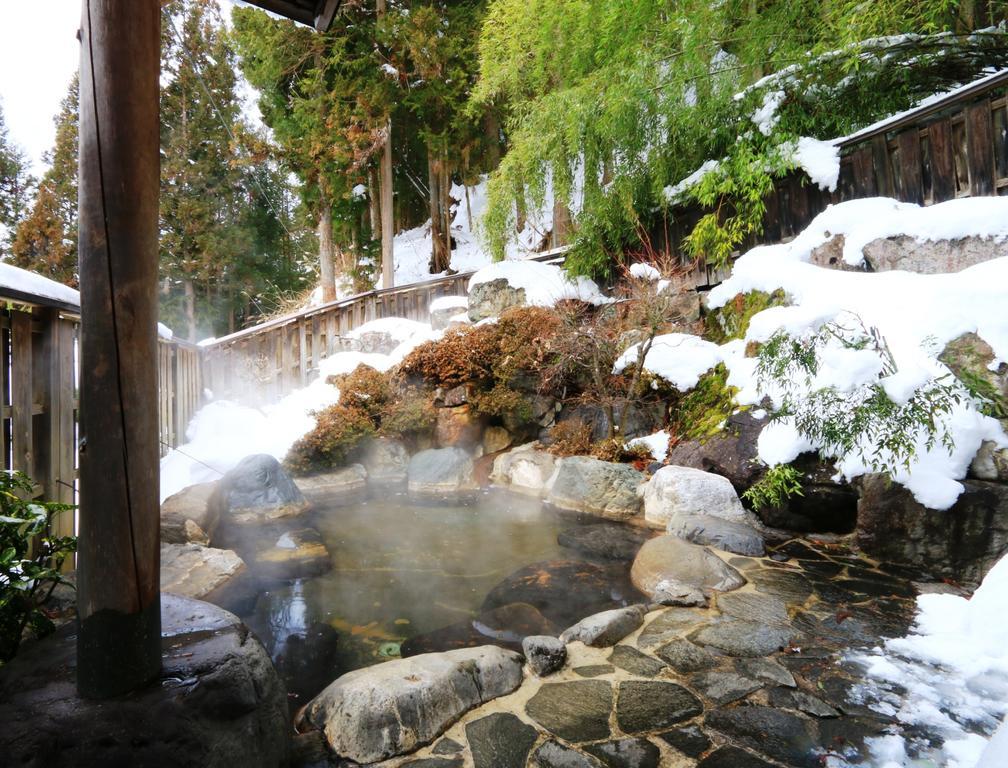 Miyamaso Hotel Takayama  Bagian luar foto