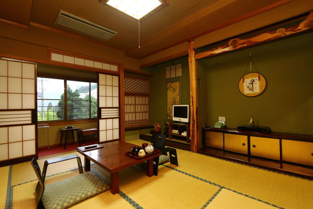 Miyamaso Hotel Takayama  Bagian luar foto