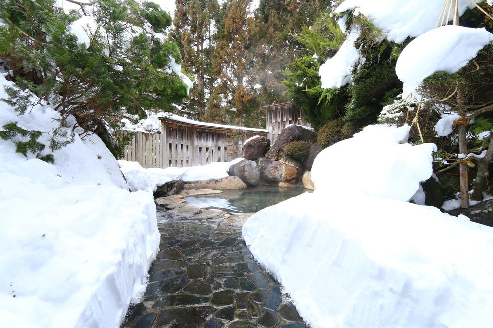 Miyamaso Hotel Takayama  Bagian luar foto